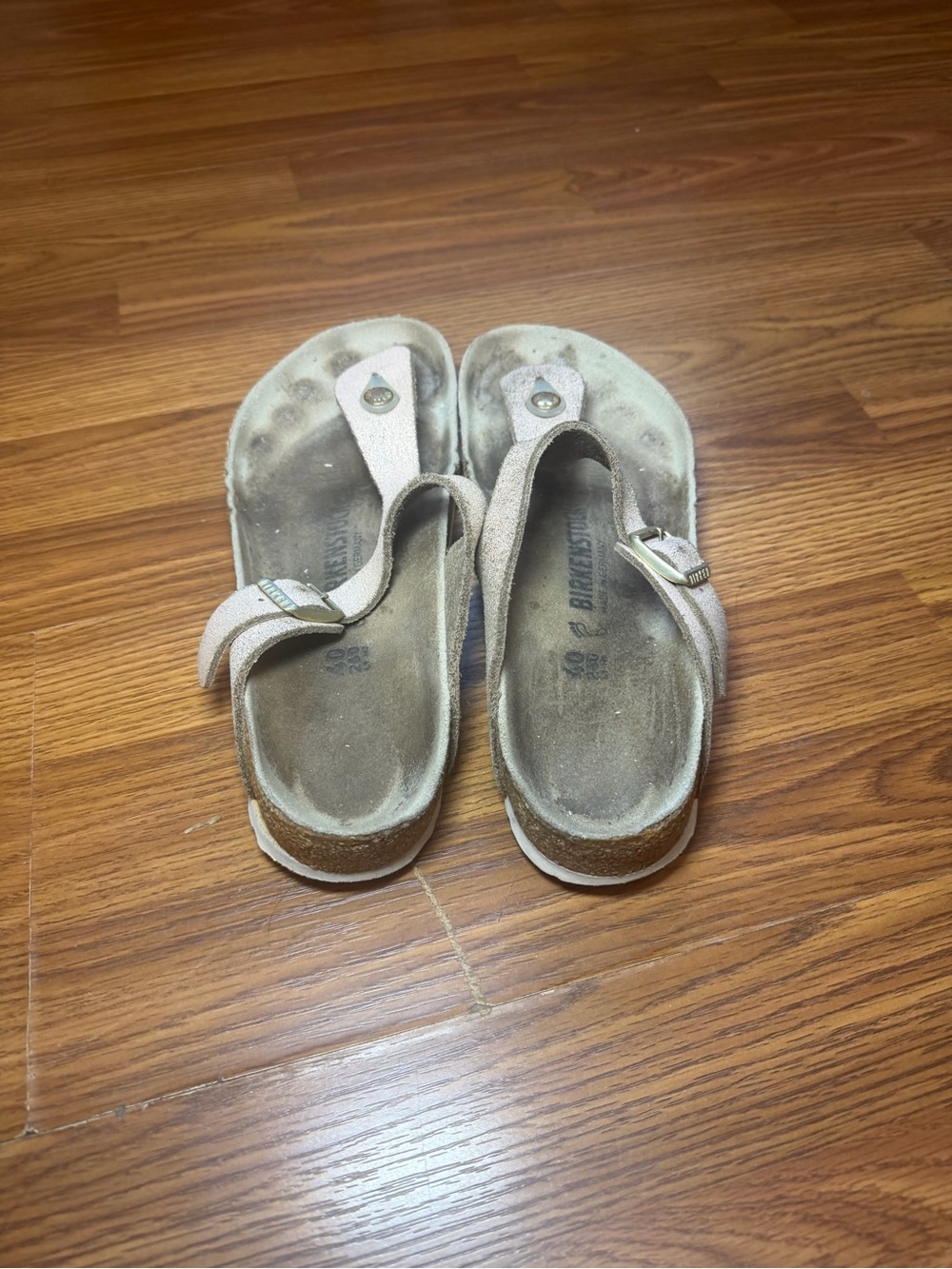 Birkenstock Gizeh champagne metallic leather sandals 40 9-9.5 - Picture 3 of 6